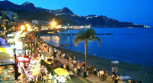 Appartamento Estrellas De Mar Casa Giardini Naxos Camera foto